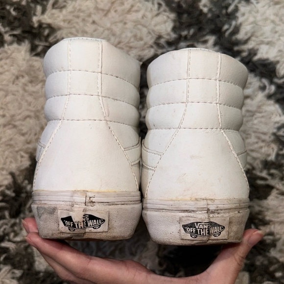 Vans Sk8-Hi Reissue High Top in White Leather - Picture 10 of 15
